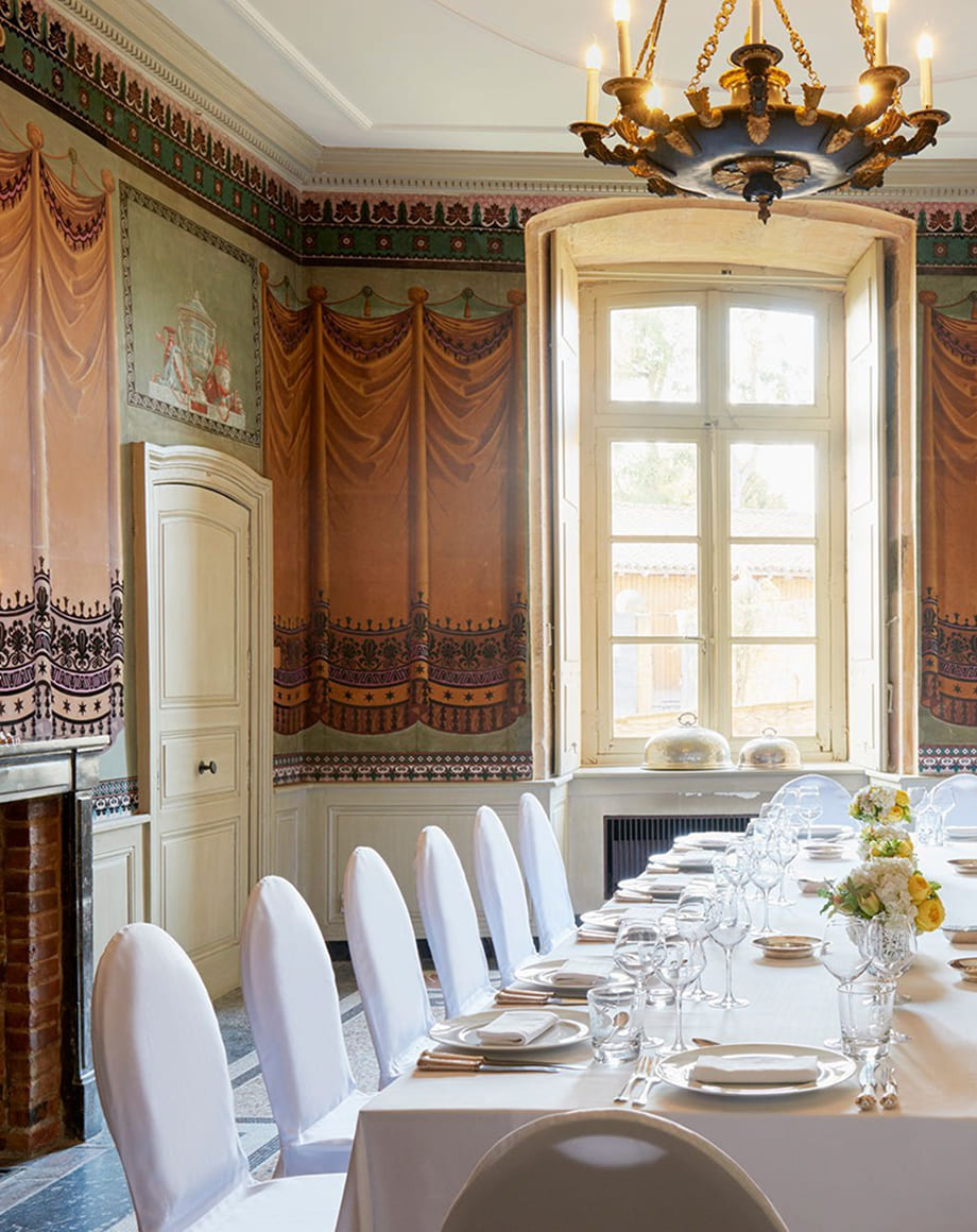 salon-epoque-chateau-de-bagnols